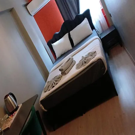 Hotel Aras & Center Location 3*
