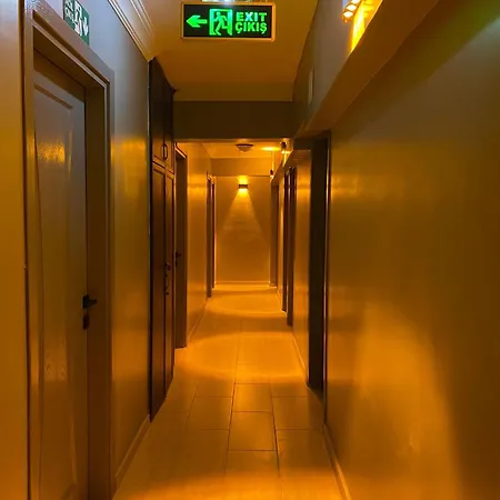 Aras Hotel 3*