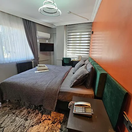 Aras & Center Location Hotel